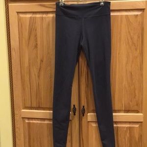 Under Armour Dark Gray Athletic Leggings Small with Inside Pocket